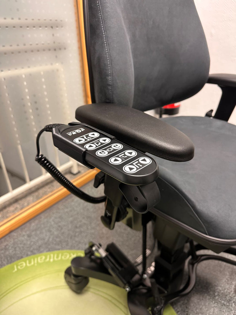 Vela Tango 700/700E Trippelstuhl Konfigurator