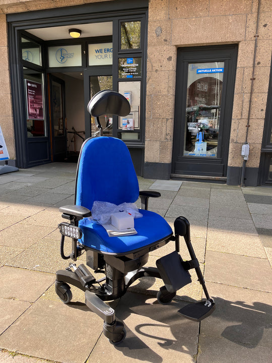 VELA Tango 700E Gesundheitsstuhl mit Motor - Sonderangebot aus Rückkauf