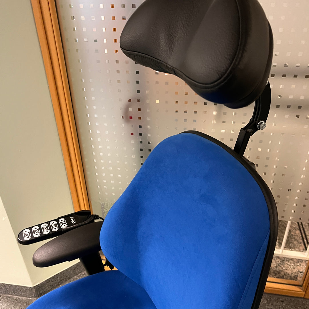 VELA Tango 700E Gesundheitsstuhl mit Motor - Sonderangebot aus Rückkauf