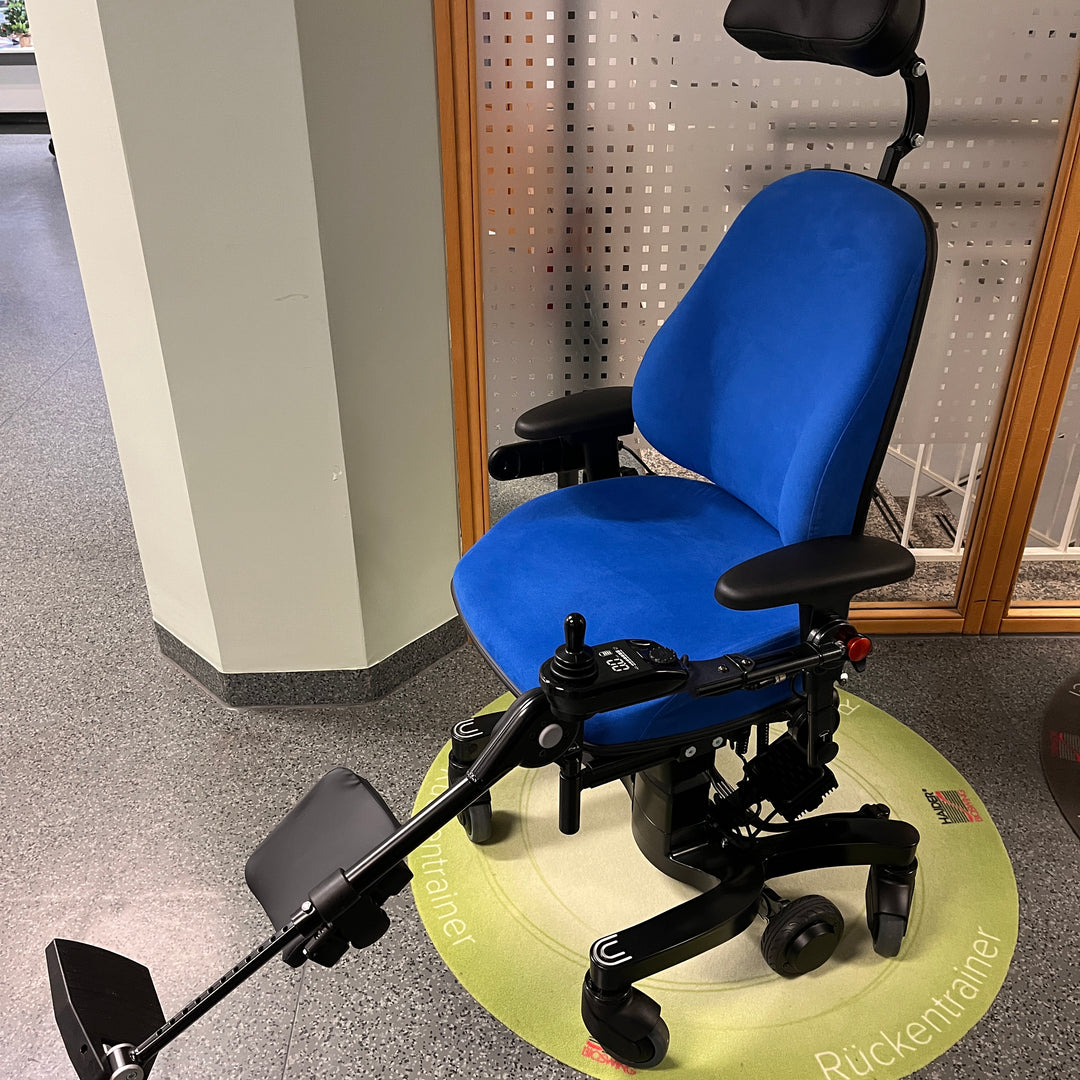 VELA Tango 700E Gesundheitsstuhl mit Motor - Sonderangebot aus Rückkauf