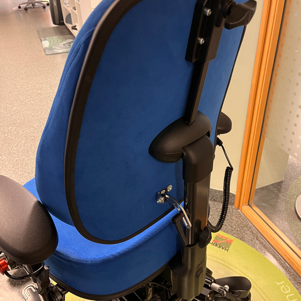 VELA Tango 700E Gesundheitsstuhl mit Motor - Sonderangebot aus Rückkauf