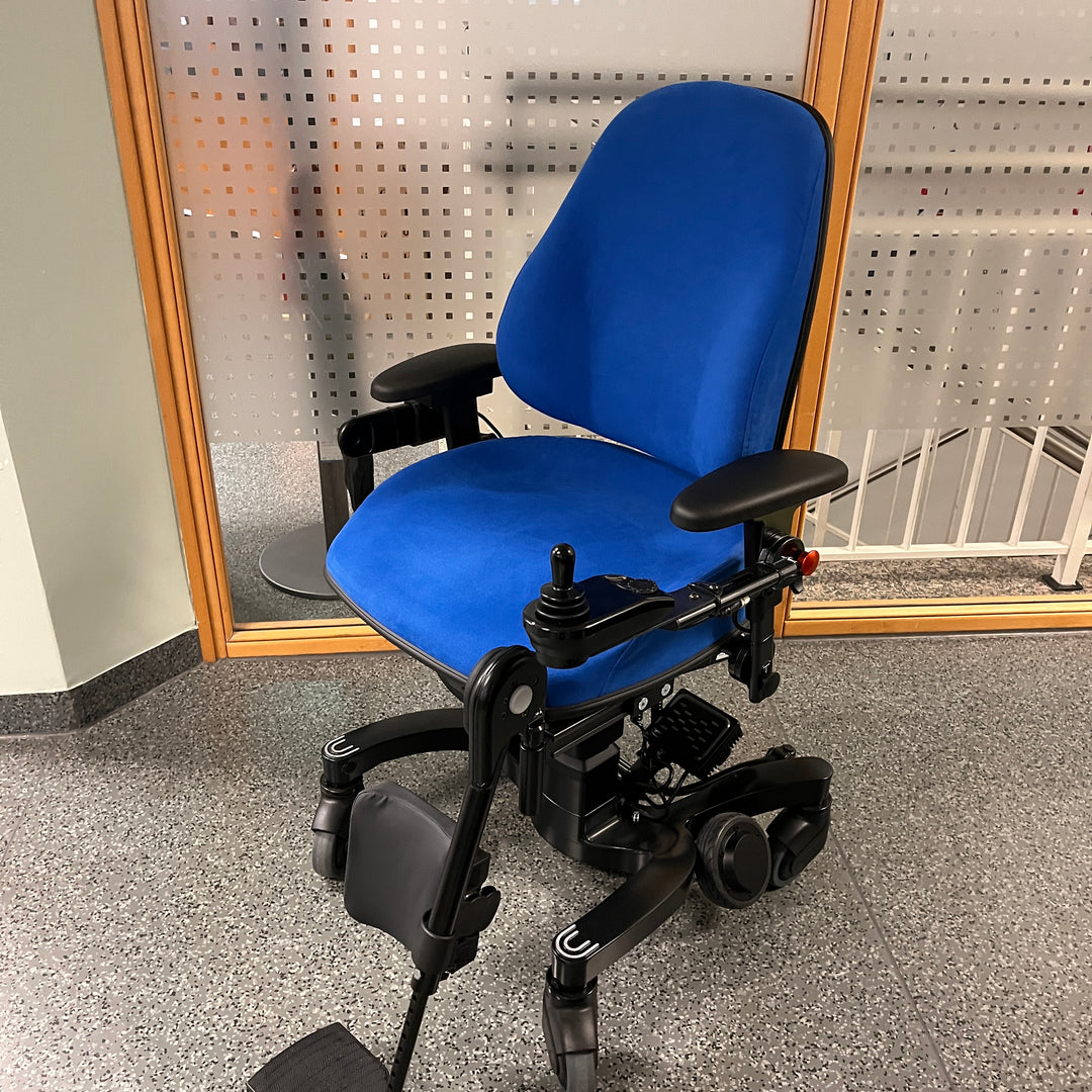 VELA Tango 700E Gesundheitsstuhl mit Motor - Sonderangebot aus Rückkauf