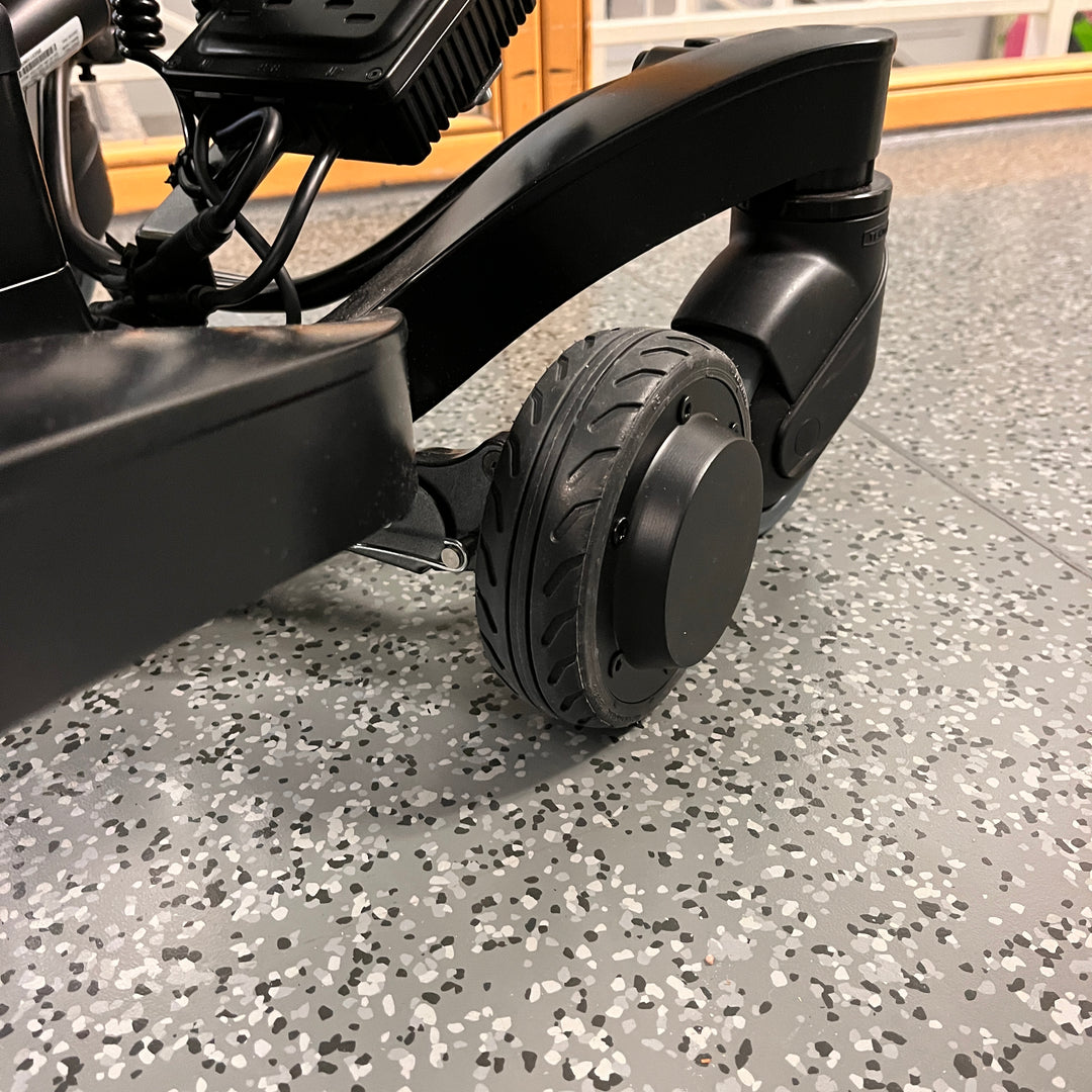 VELA Tango 700E Gesundheitsstuhl mit Motor - Sonderangebot aus Rückkauf