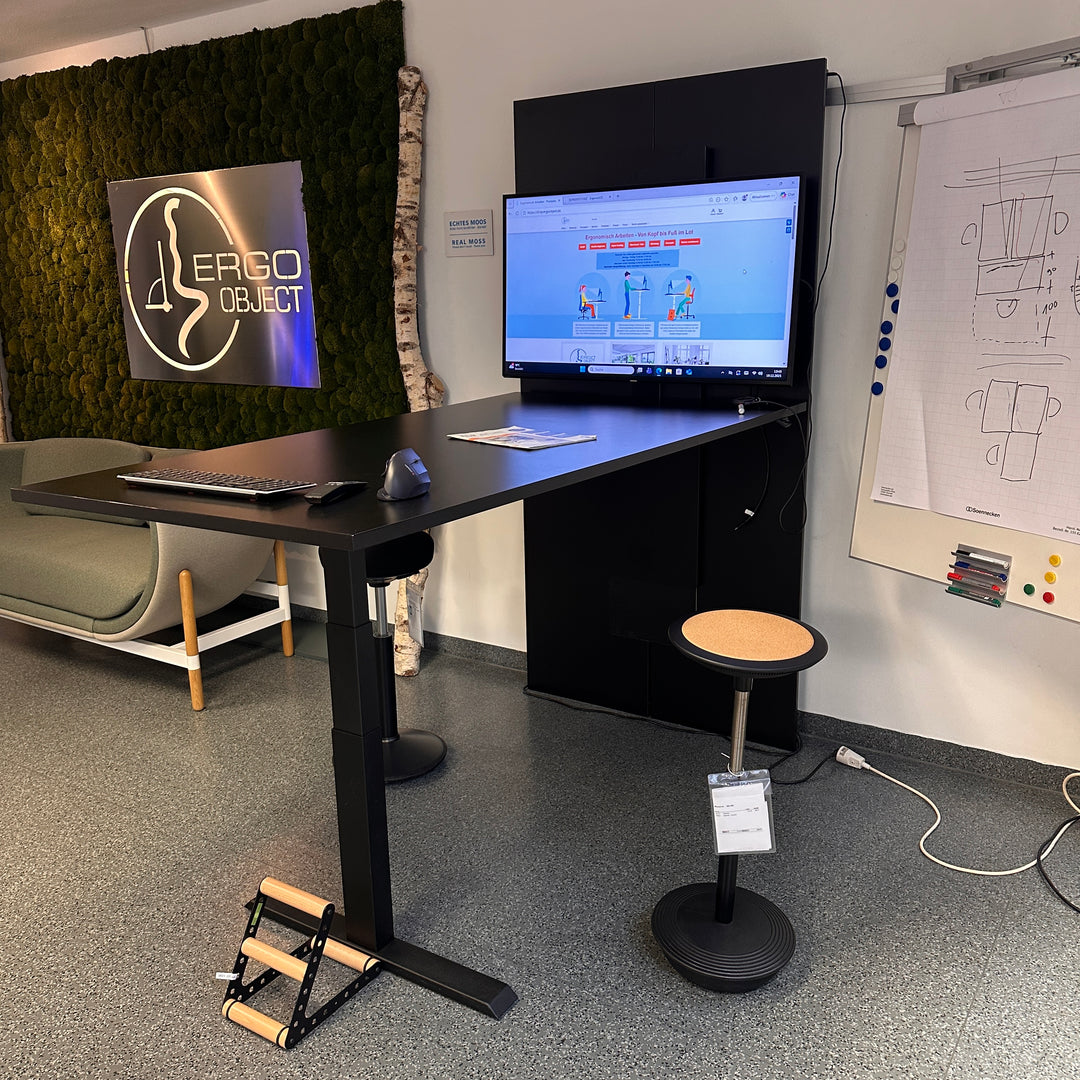 ABVERKAUF aus Ausstellung Meeting  Motortisch Hausmarke, da nicht mehr lieferbar