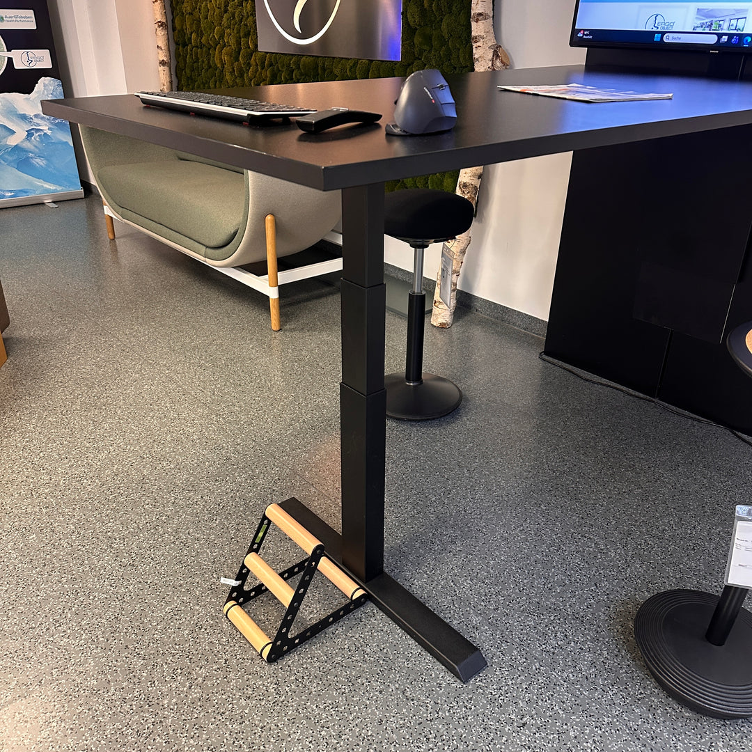 ABVERKAUF aus Ausstellung Meeting  Motortisch Hausmarke, da nicht mehr lieferbar