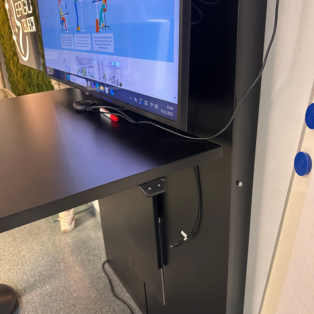 ABVERKAUF aus Ausstellung Meeting  Motortisch Hausmarke, da nicht mehr lieferbar