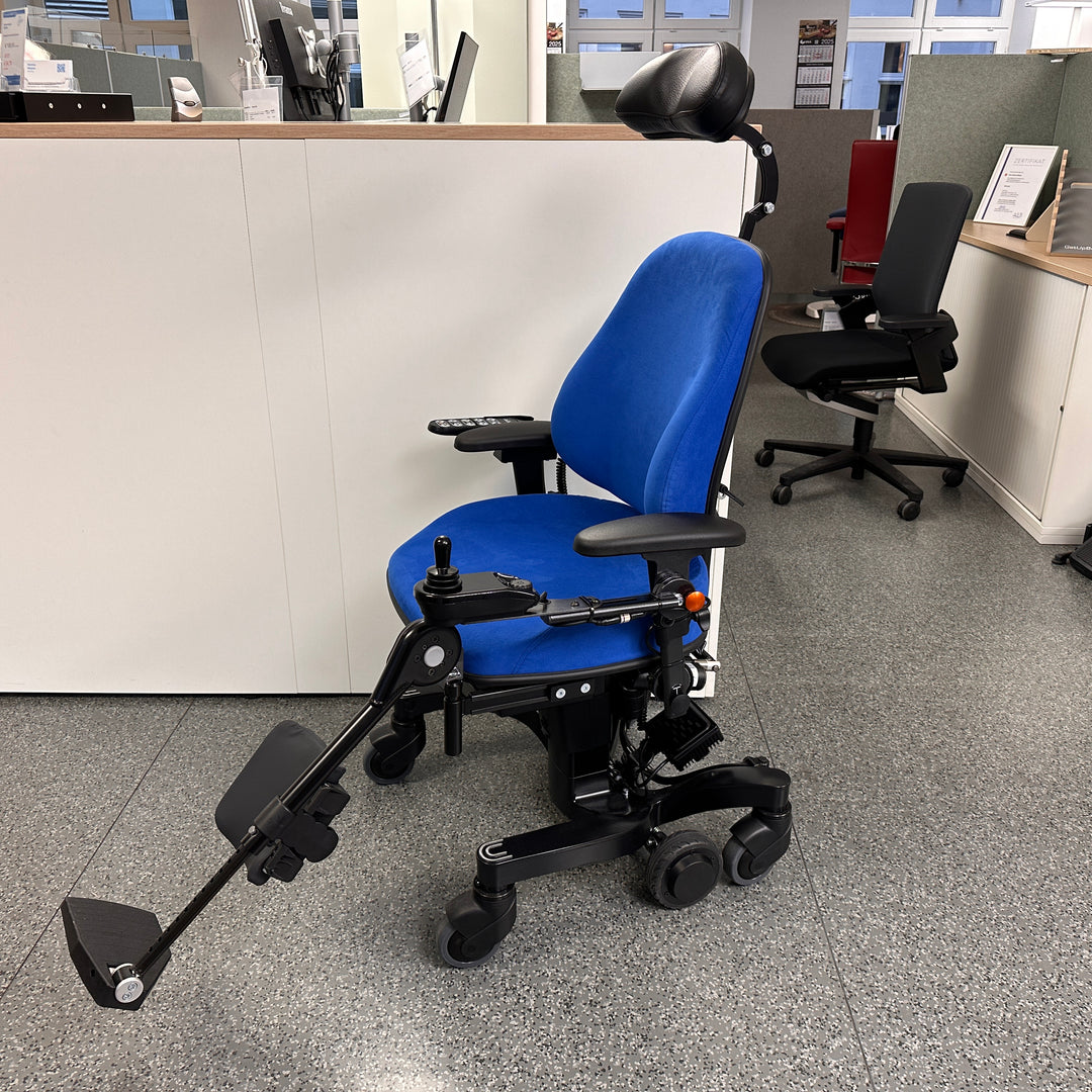 VELA Tango 700E Gesundheitsstuhl mit Motor - Sonderangebot aus Rückkauf