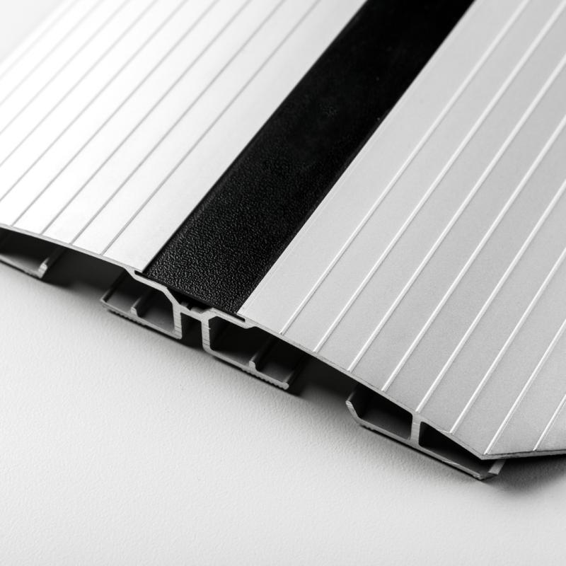 API-Test EVOline Brückenkanal (verklebbar)