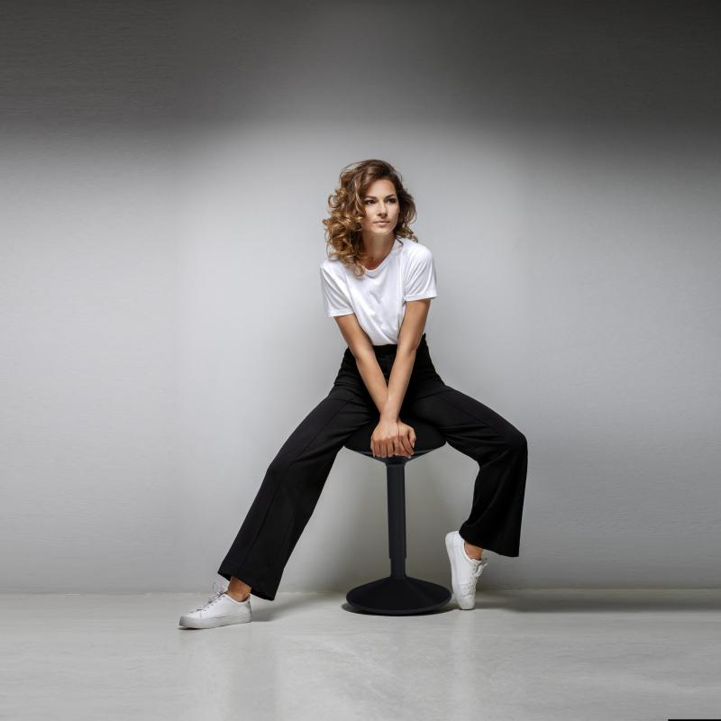 API-Test Actiforce Stehhilfe/Hocker Activity 2.0 1