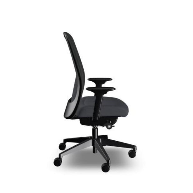 API-Test Drehstuhl mittelhoch mit Netzrücken HEJis3