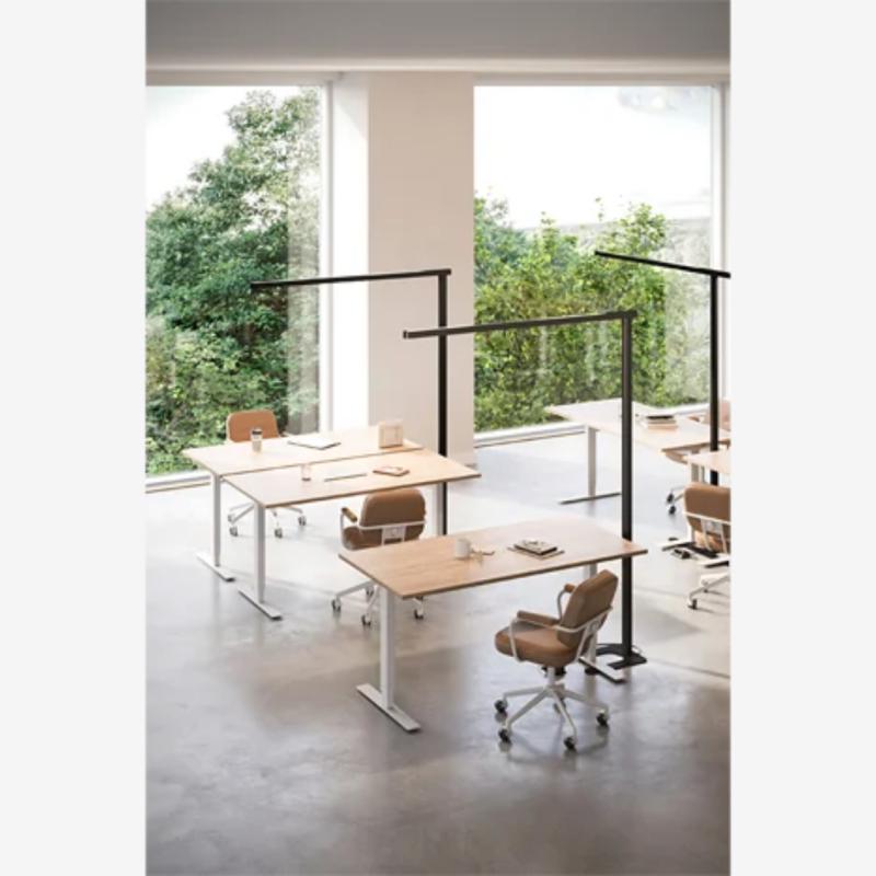 API-Test Luxo lineare Stehleuchten ALIGN-F 2 Desk Corner