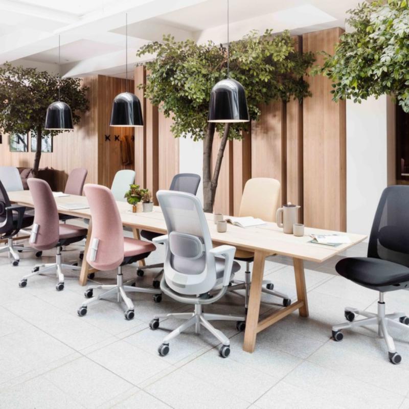 API-Test SoFi mesh mit hoher Rückenlehne 