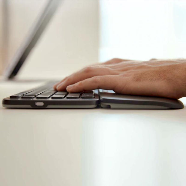 API-Test Contour Balance Full-Size Tastatur DE