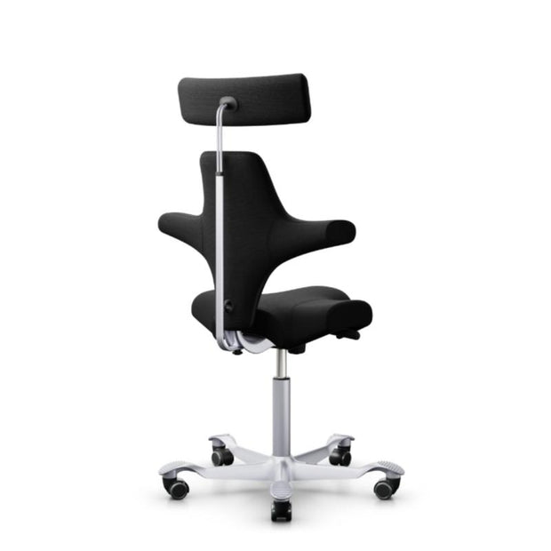 API-Test HAG Capisco 8107 mit Kopfstütze