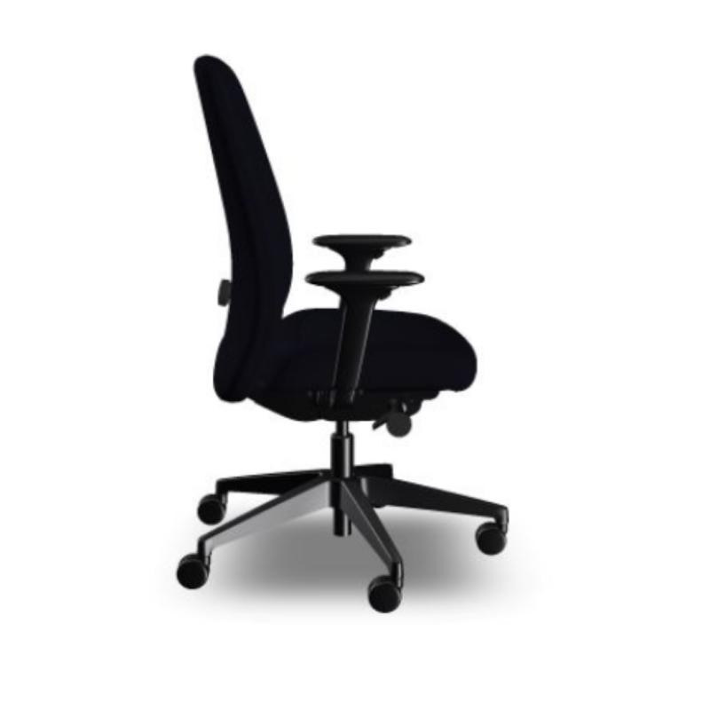 API-Test Drehstuhl mittelhoch mit Polster HEJis3