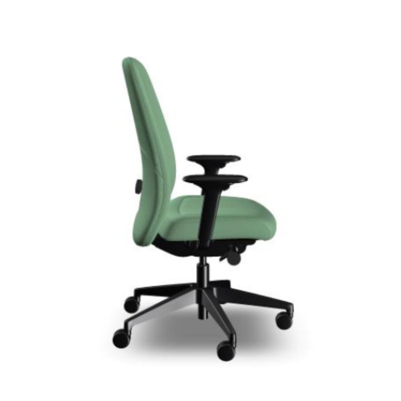 API-Test Drehstuhl mittelhoch mit Polster HEJis3