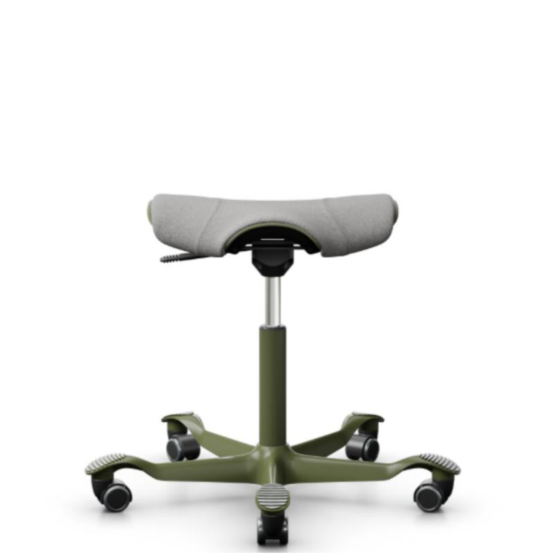API-Test HAG Capisco Puls 8002 Sattelhocker
