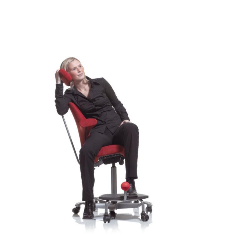 API-Test HAG Capisco 8107 mit Kopfstütze