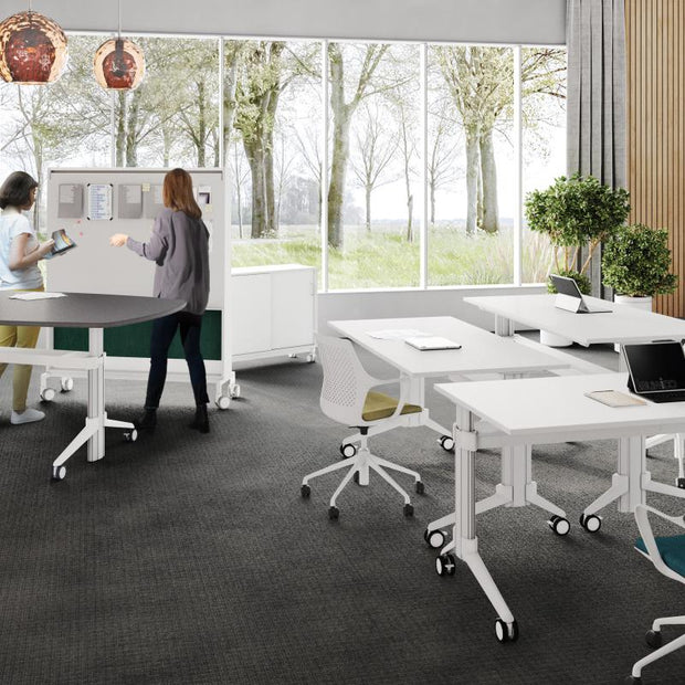 API-Test Gasfederschreibtisch GO2 Move 