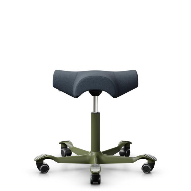 API-Test HAG Capisco  8105 Sattelhocker
