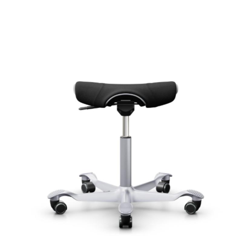 API-Test HAG Capisco Puls 8002 Sattelhocker
