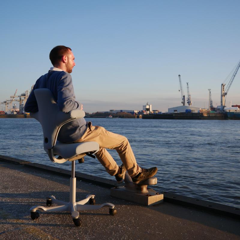 API-Test Sattelstuhl HAG Capisco 8106 (Bestseller)