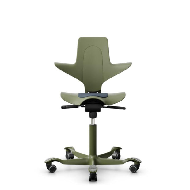 API-Test HAG Capisco Puls 8010 Sattelstuhl