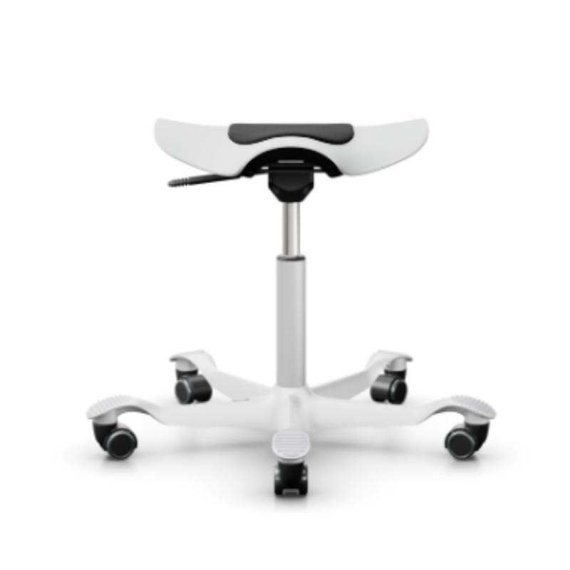 API-Test HAG Capisco Puls 8001 Sattelhocker