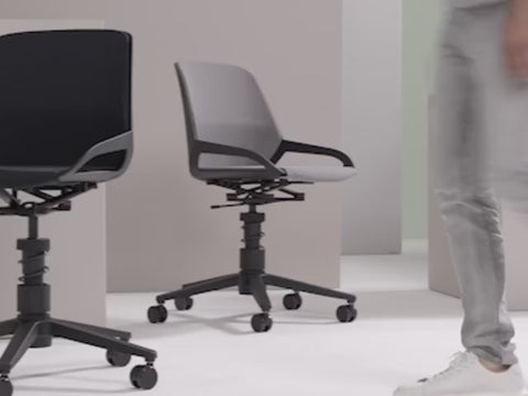 API-Test Aeris Numo Task Bürostuhl mit Sitzpolster und mit Federbein